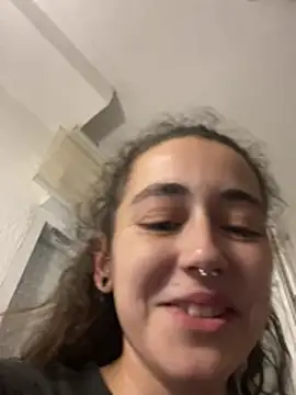 m1999m1 (F young) - conseguir