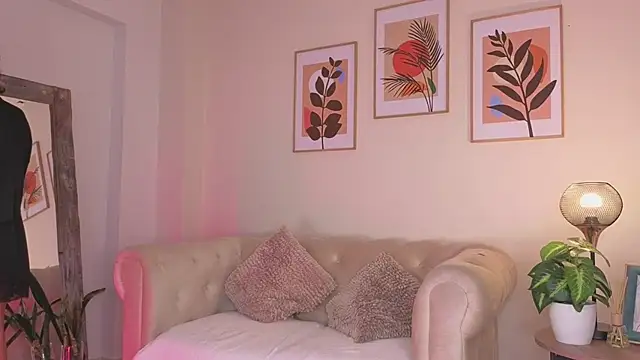 DahianaWalcott webcam