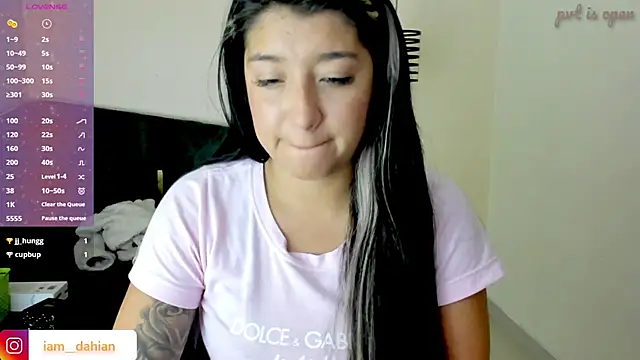 Dahiana_Dmour_ webcam