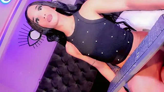 IssabellaIzzy webcam