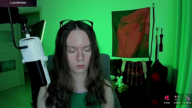 Goddess_of_Fertility webcam