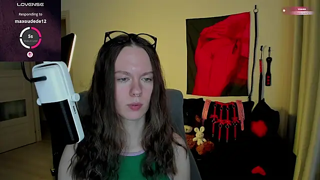 Goddess_of_Fertility webcam