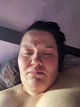 SunnyLeila2101 webcam