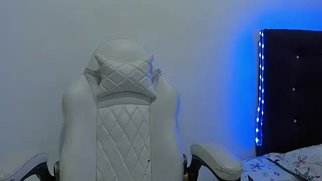 madelinesquirt webcam