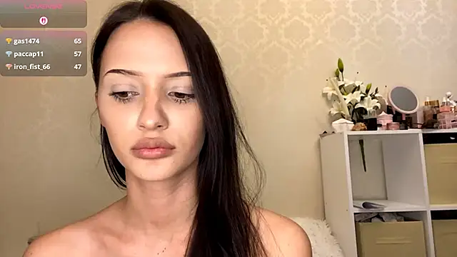 jonnaszerszen (F teen) - How about turn around+sensual dance?