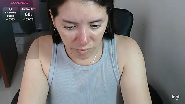 spicey_latina webcam