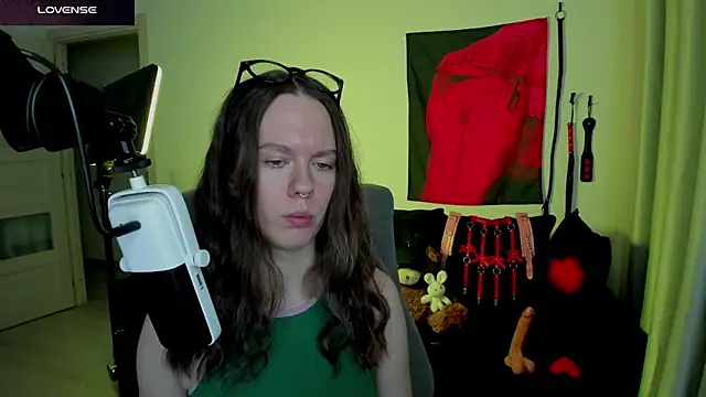 Goddess_of_Fertility webcam