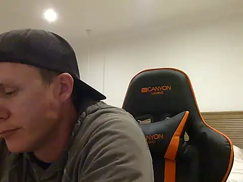 TroyDieselXXX webcam