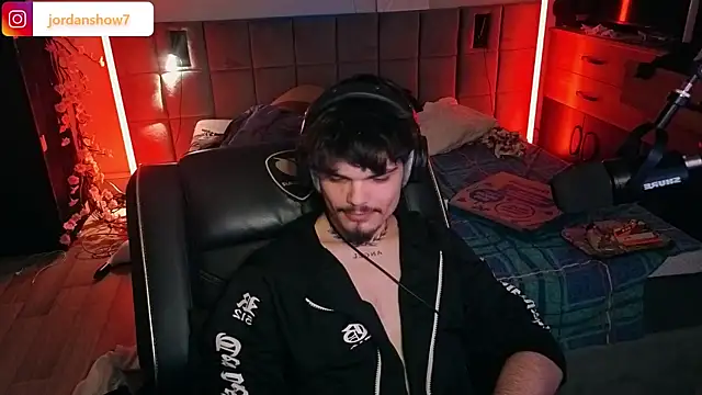 JordanShow webcam