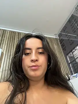 Antonella_Julieta webcam