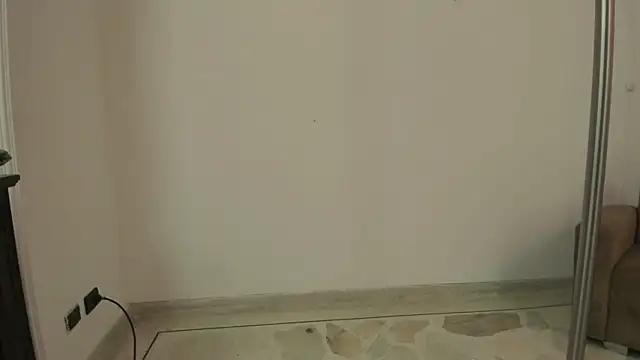 Alessiia_Moon webcam