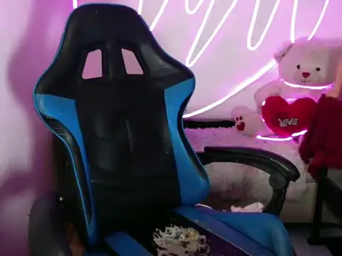 Holley_Molley webcam