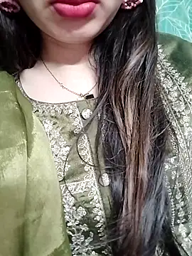 Webcam Model (Noor_Darliing)  is live.Free join now!