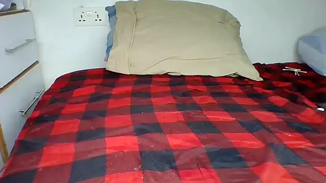 sunny_diva - Sunny_Diva's free webcam - UK Sex Cams