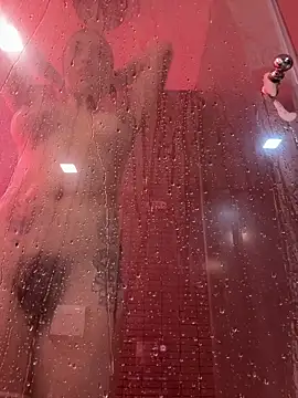 Paulinaisyour webcam