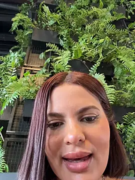 Irina_Velvett webcam