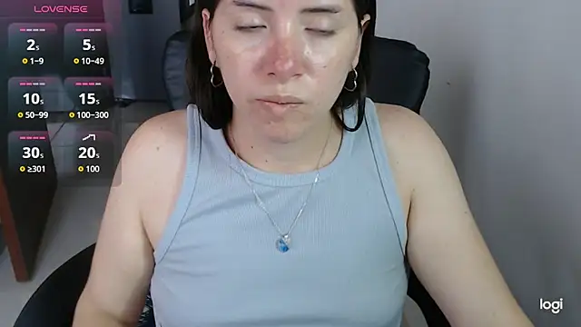 spicey_latina webcam