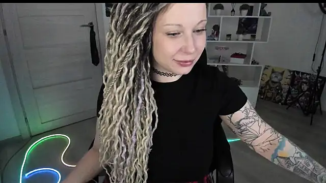 HoneySallyMoore webcam