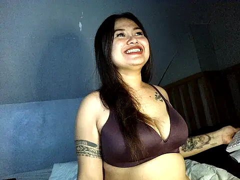 Chillntalkmami webcam