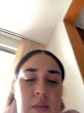 PaulaModels24 webcam