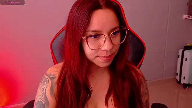 samantha_tattu webcam