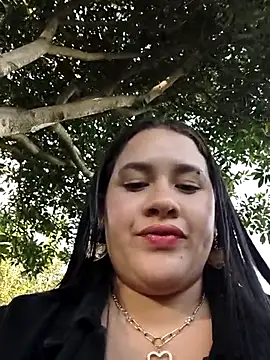 Kendra-daring webcam