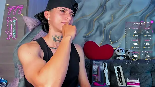 amberadams_ - AmberAdams_'s free webcam - UK Sex Cams