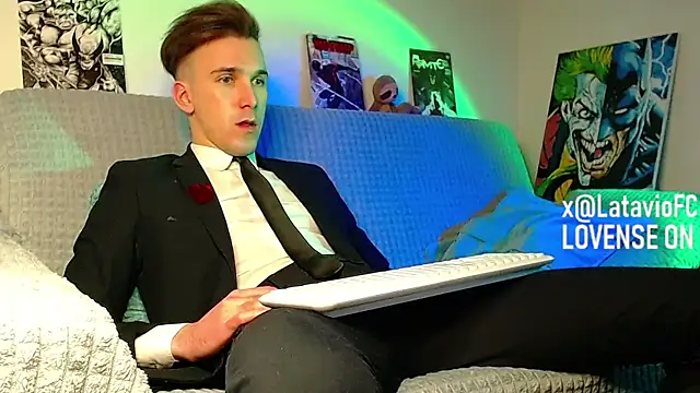 Midnighter_ live sex cam