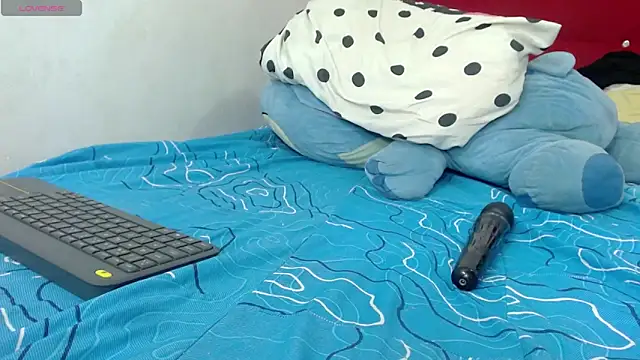 INDIAN_HORNY1 webcam