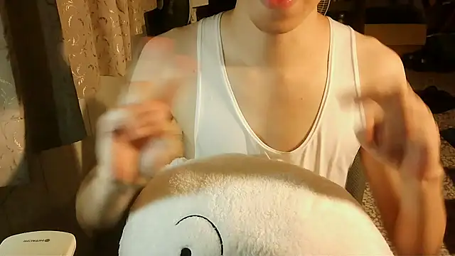 kyu890428 (M young) - 資助阿圭換筆電直播