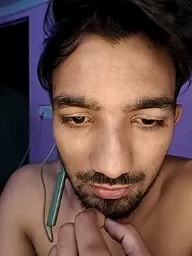 ItsPlayboy031's live cam