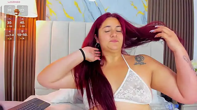 Victoria_Guzman webcam