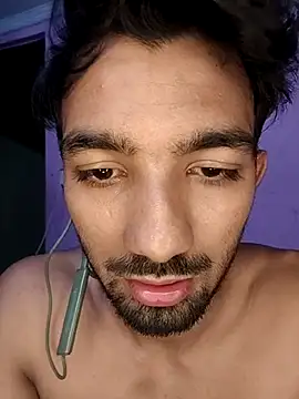 ItsPlayboy031 webcam