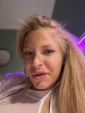 AnastasiaAniess webcam