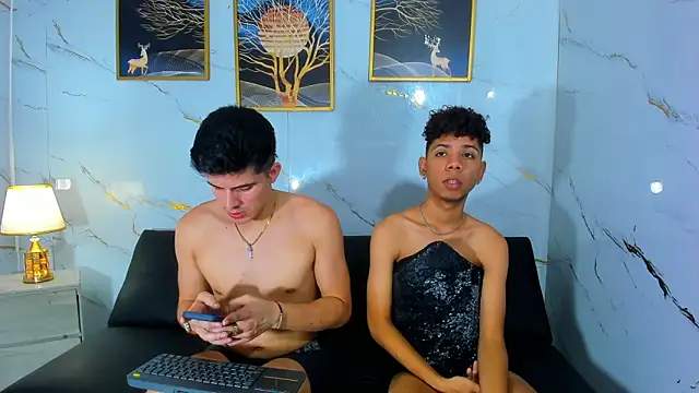 Spicy_guys webcam