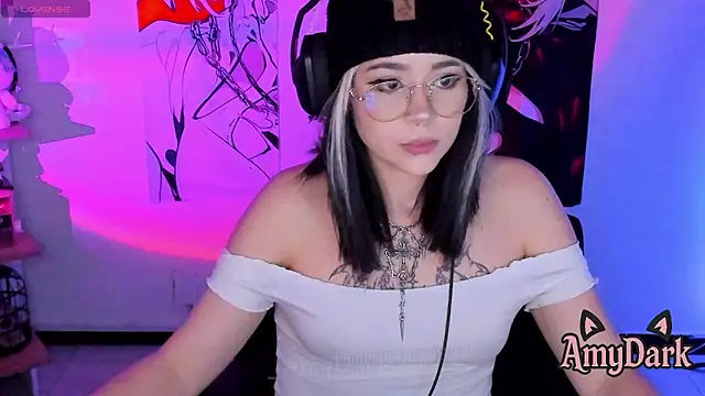 _AmyDark webcam