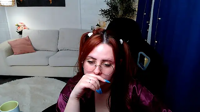 Hennessy_bunny webcam