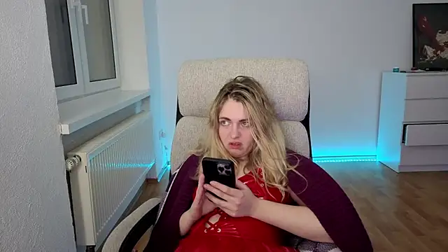 evakraz - EvaKraz's free webcam - UK Sex Cams