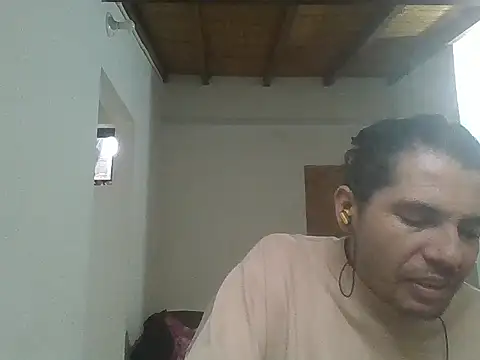 manguerozotv - Manguerozotv's free webcam - UK Sex Cams