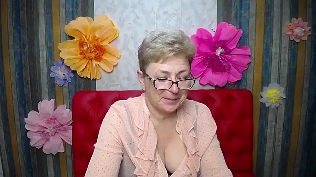 emiliagree - EmiliaGree's free webcam - UK Sex Cams