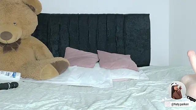 Natashaparker__ webcam