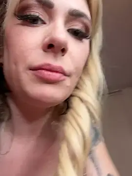 SelinaGalinsky6 webcam