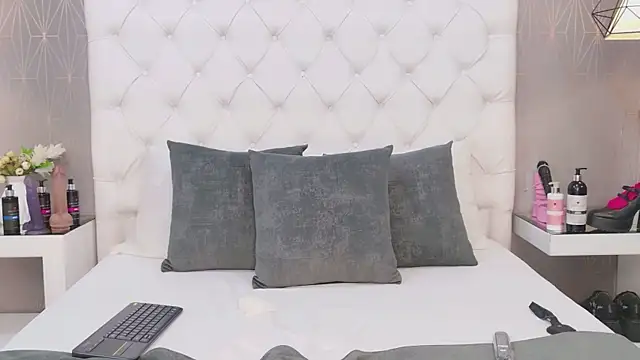 AntonellaEscudero webcam