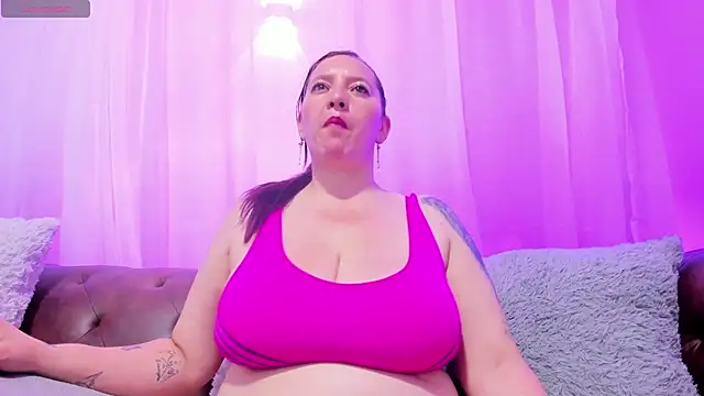 Anyelina_milf webcam