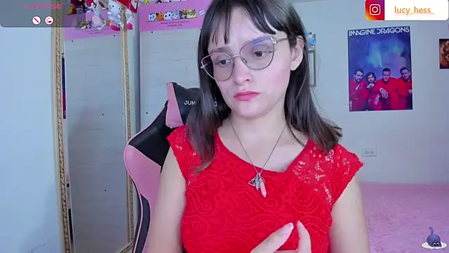 Lucyy-hess webcam