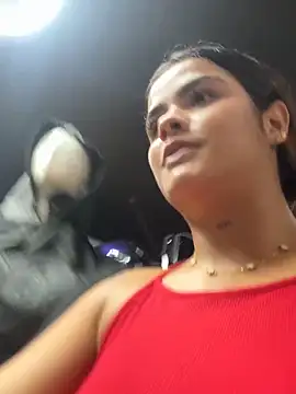 kaily_sweet16 (F teen) - I'm at work, quiet my boss watches me