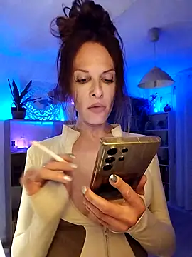 Modèle: Luna_Kitanna