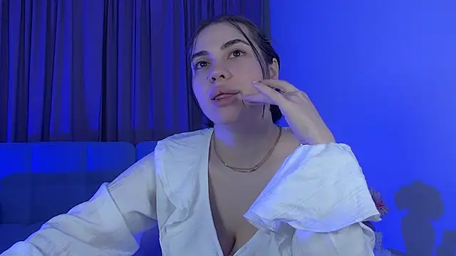 AdrianaToress webcam