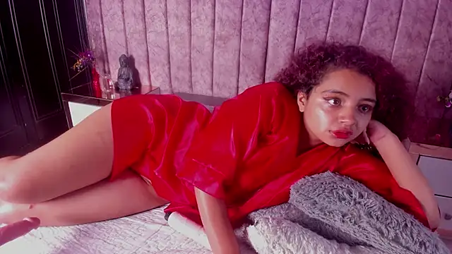 Dahlia_rossee webcam