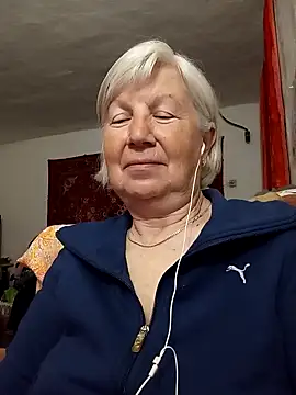 KlaudiaDarling webcam